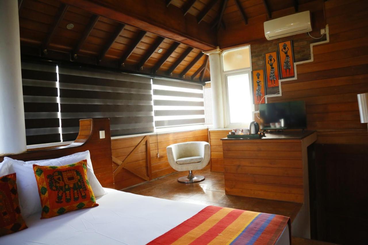 Crown Hills Kandy Inn Exteriér fotografie